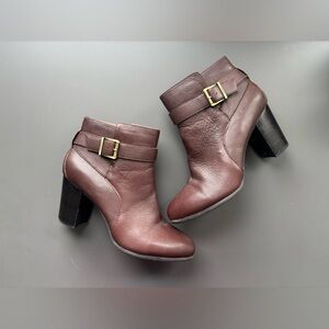 Vionic Alison Heeled Boot- 10
